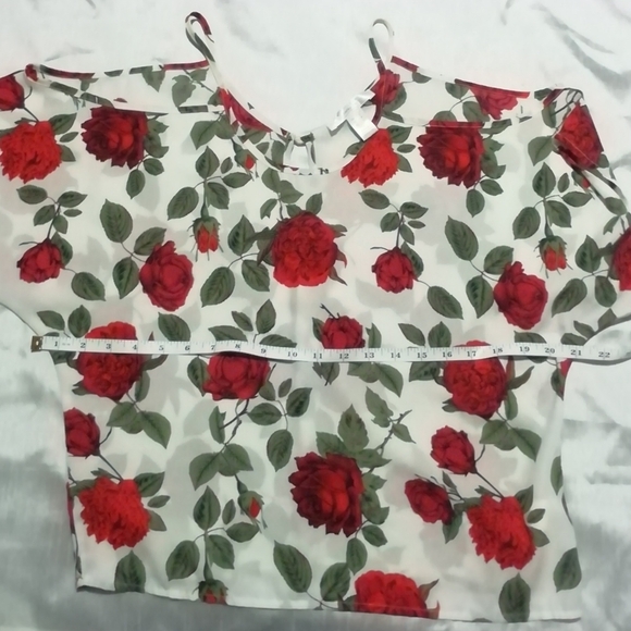 Cold Shoulder Blouse/Top. Streetwear Society. Small. Rose pattern. - Picture 2 of 8